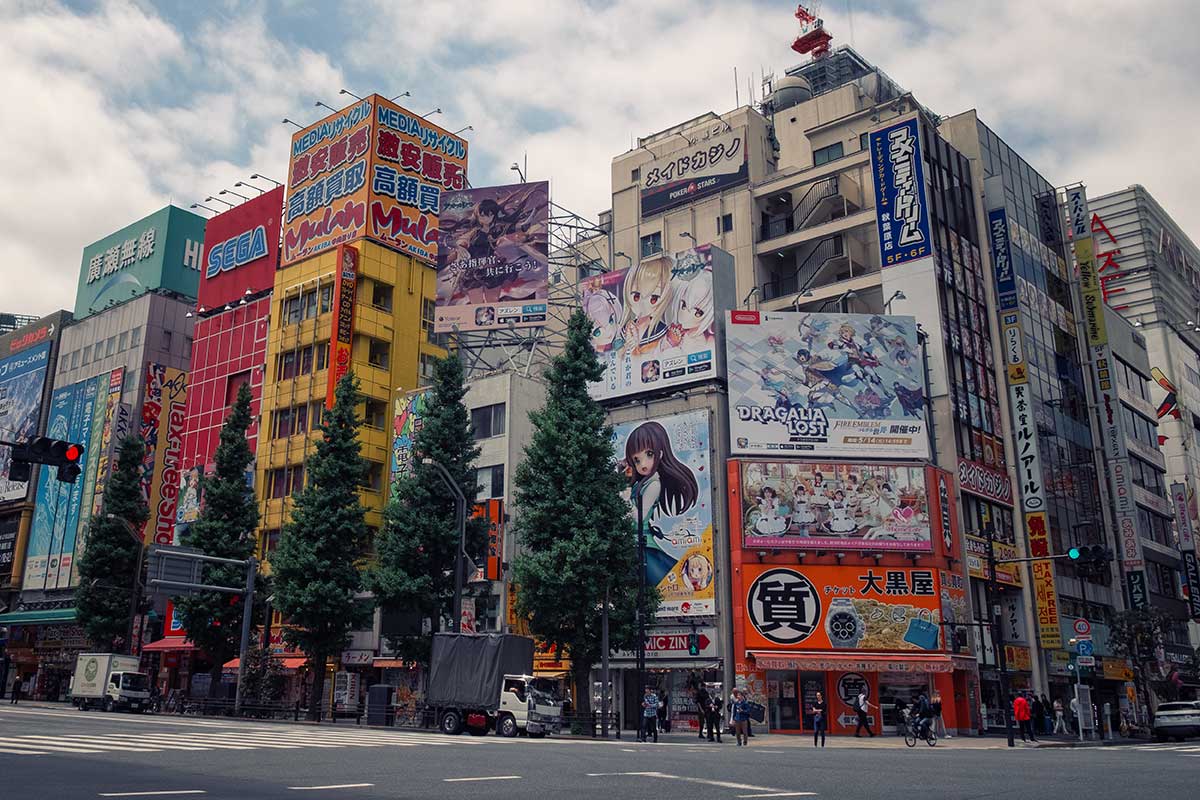 What to See & Do in Akihabara: Electronics, Otaku Culture, Retro Gaming & History