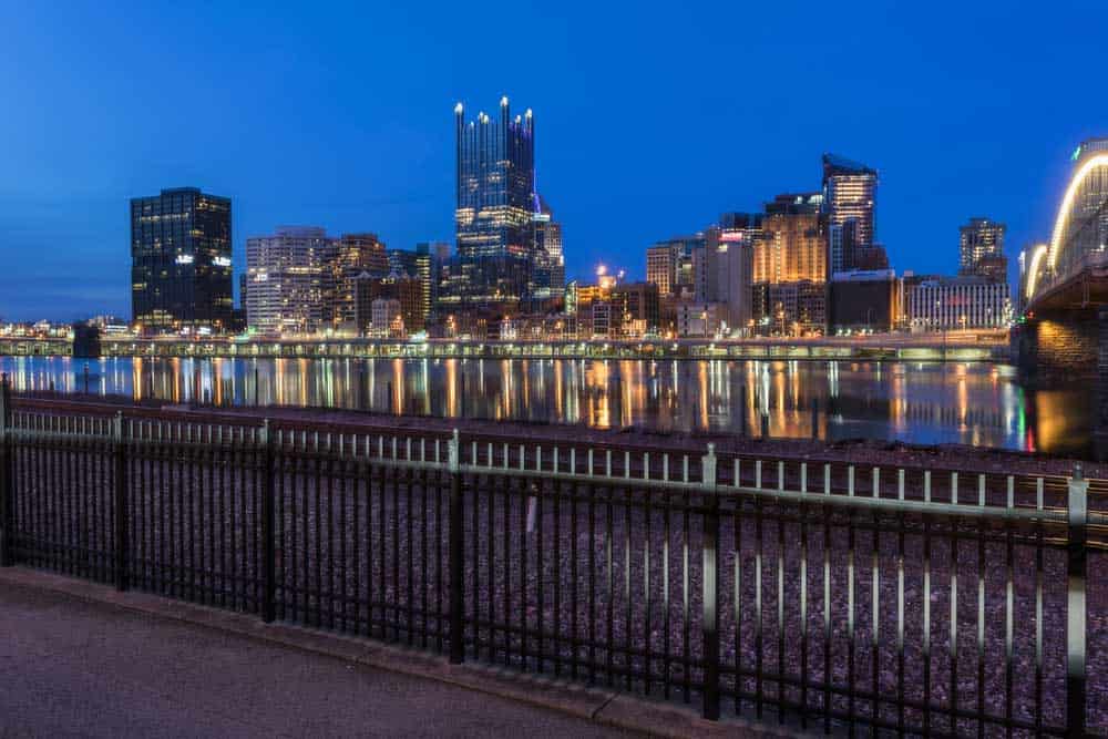 South Side Flats, Pittsburgh What to See + Where to Eat, Drink & Stay