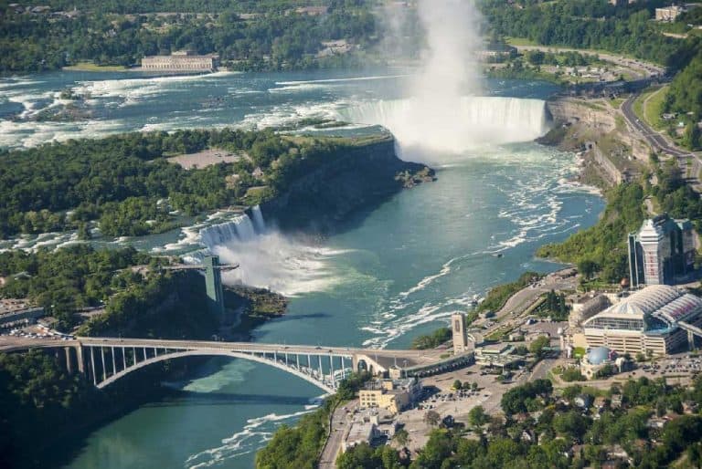 Where to Stay in Niagara Falls
