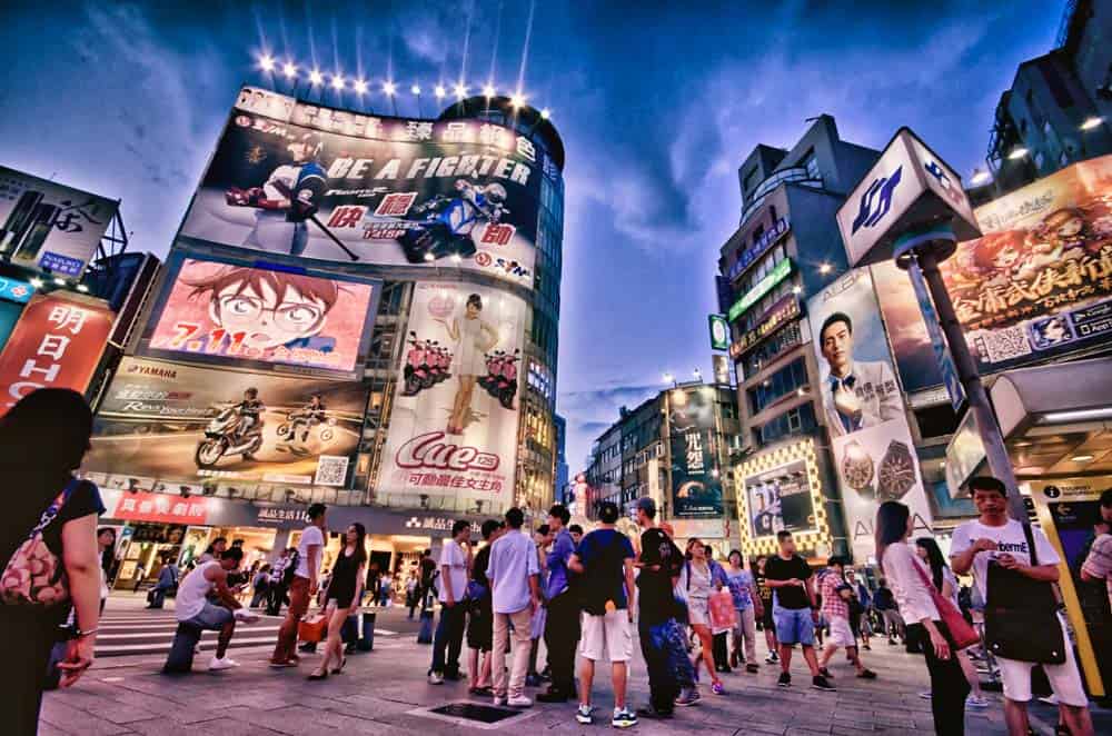 Centre of Ximending at night